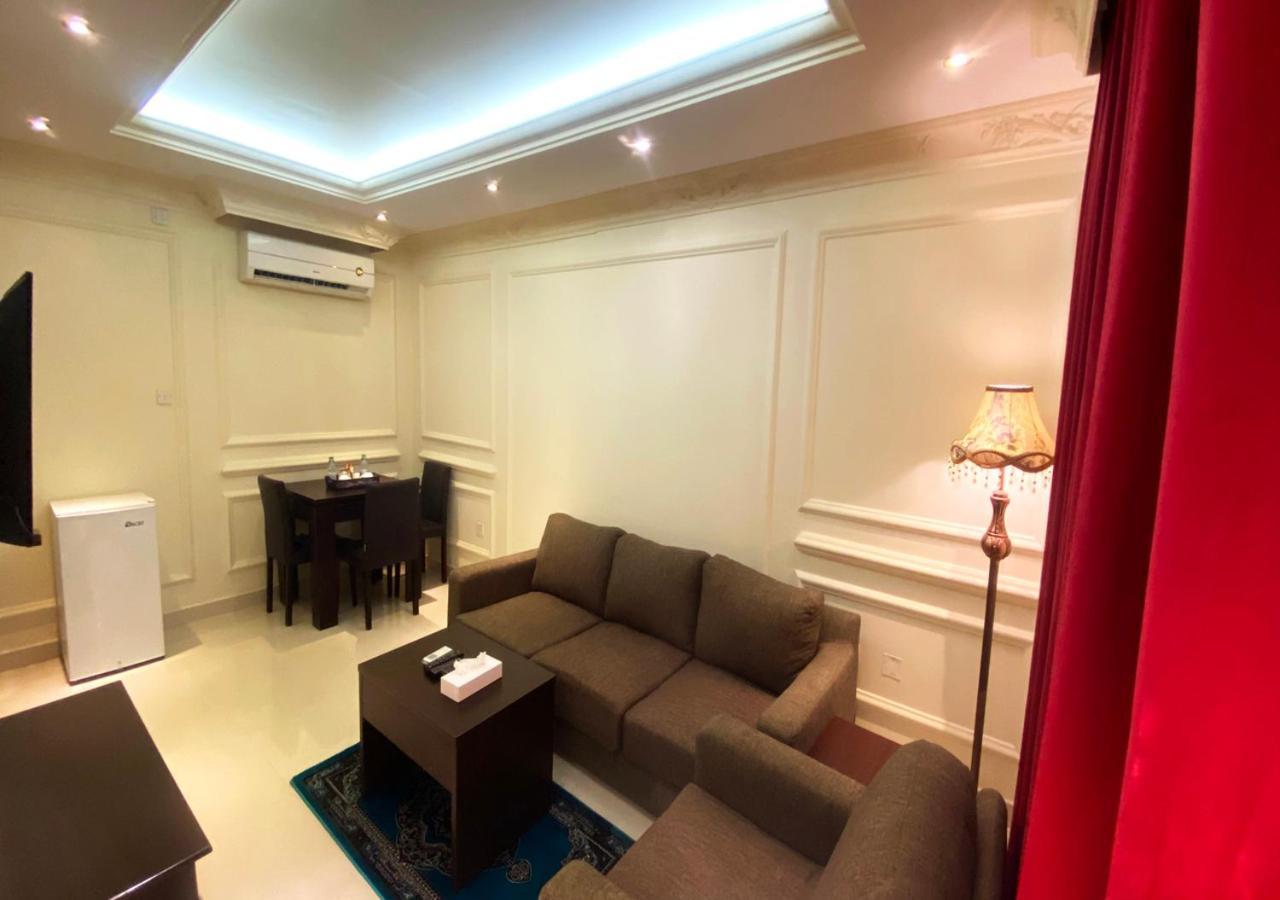 Majestic Hotel Ad Dawhah Esterno foto