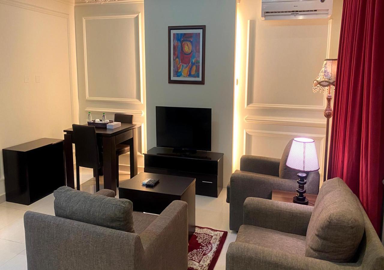 Majestic Hotel Ad Dawhah Esterno foto