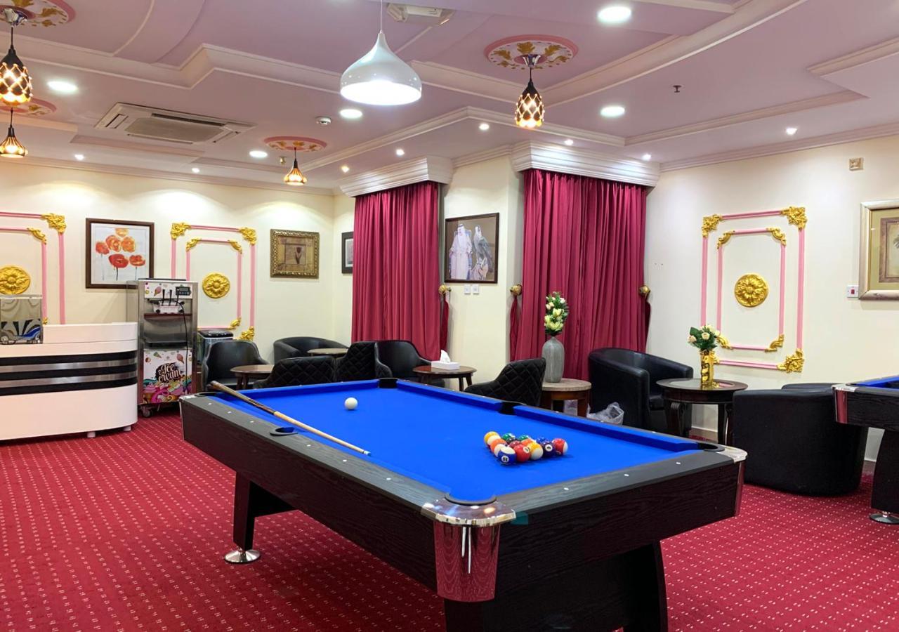 Majestic Hotel Ad Dawhah Esterno foto