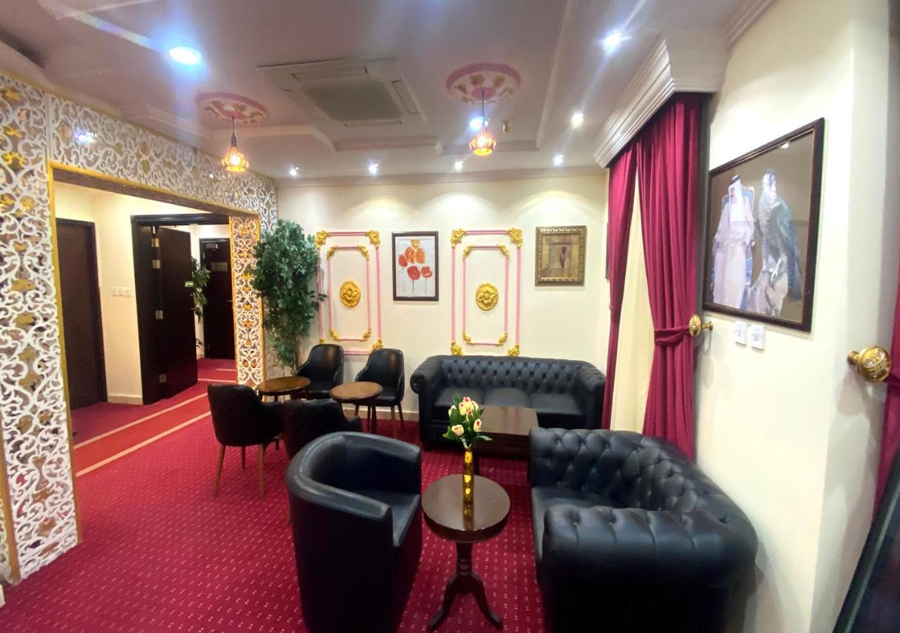 Majestic Hotel Ad Dawhah Esterno foto