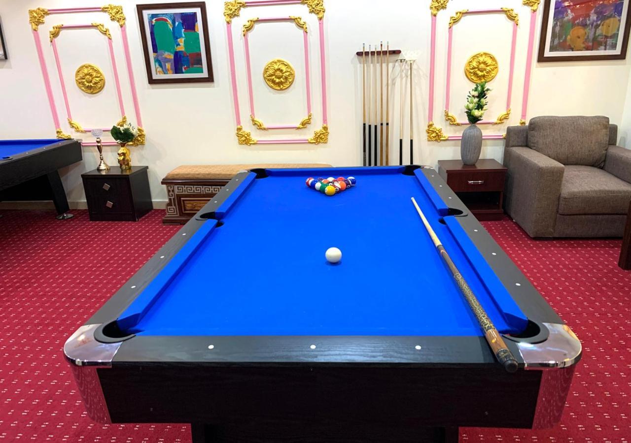 Majestic Hotel Ad Dawhah Esterno foto
