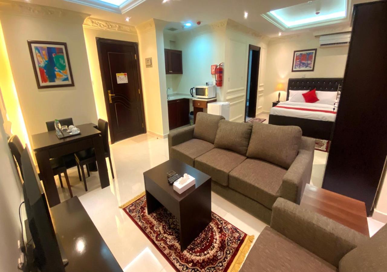 Majestic Hotel Ad Dawhah Esterno foto